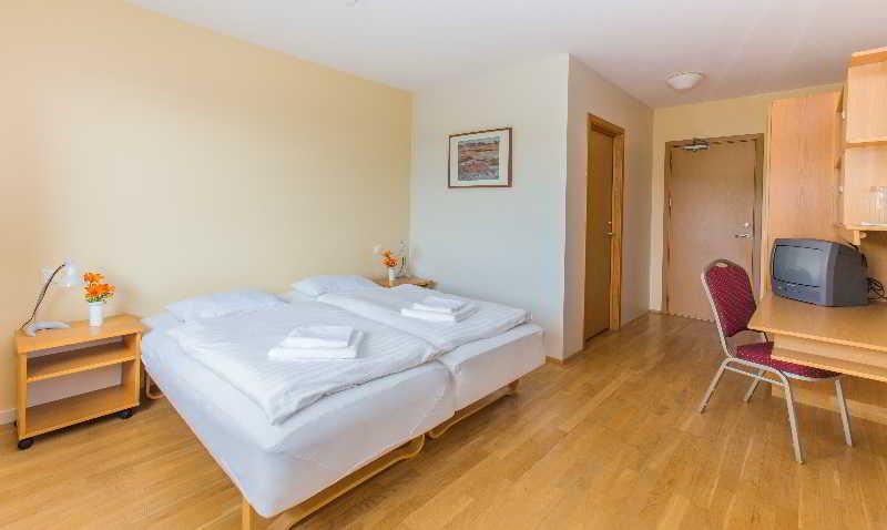 Hotel Laugar Лаугар Екстериор снимка