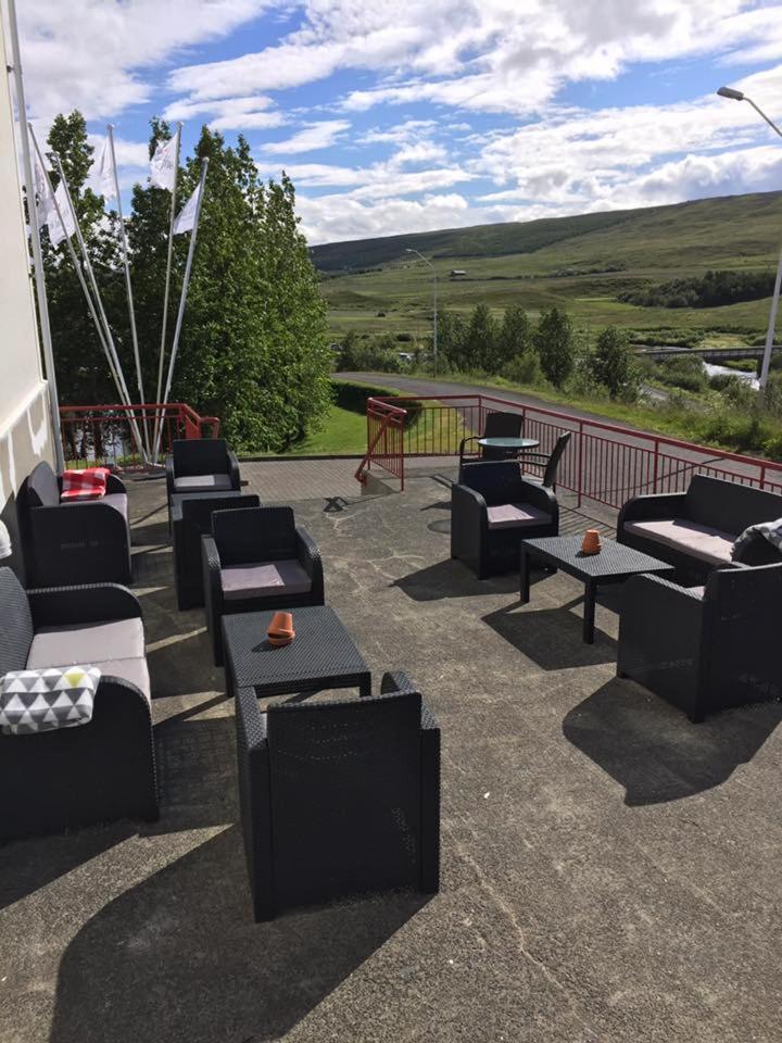 Hotel Laugar Лаугар Екстериор снимка